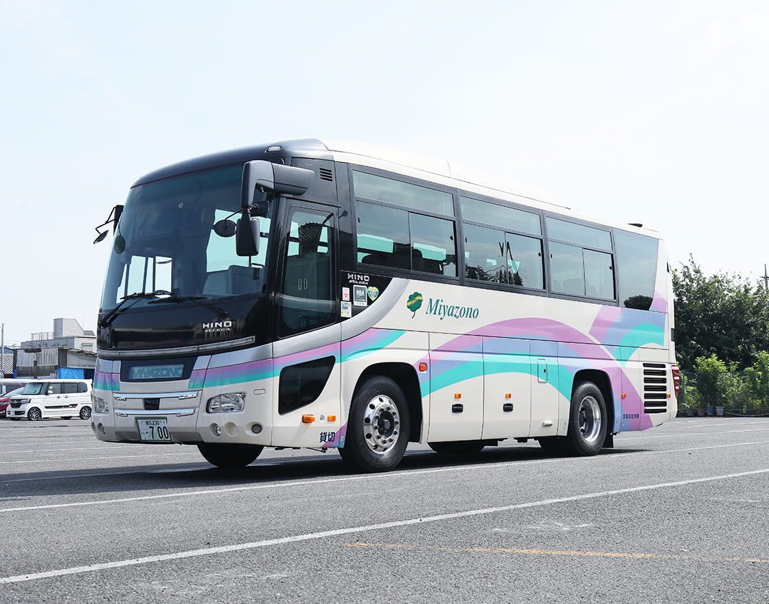 大型バス