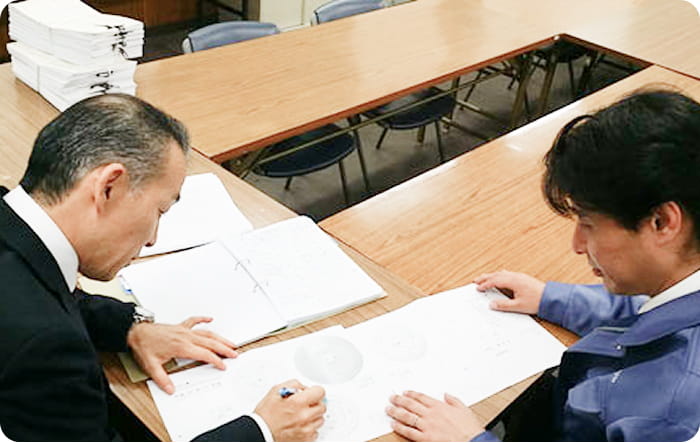 記録記入の様子