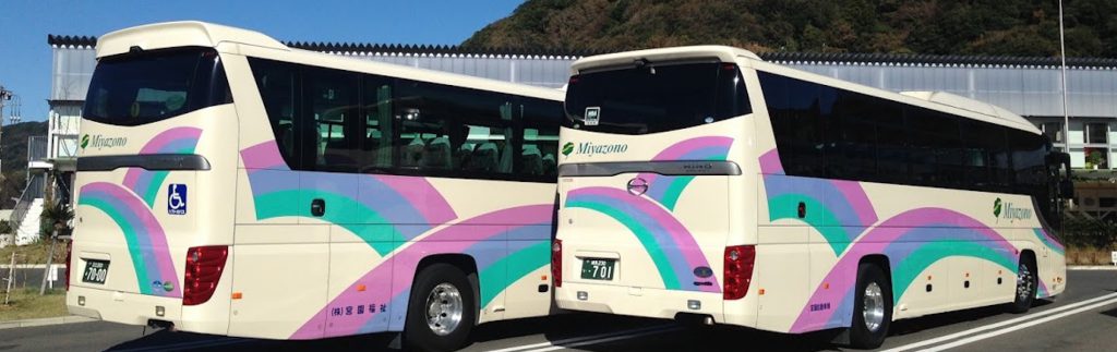 観光バス・ハイヤー手配 バリアフリー旅行の東京ナイストラベルで観光、企業視察・研修、空港送迎、合宿など観光バスのご利用までの流れをご紹介いたします。